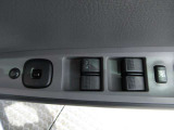 運転席側ドアトリムです。