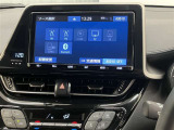 高機能サウンドシステム。車内に臨場感ある音楽空間を生み出します。