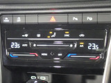 ご購入時はもちろん、定期点検や車検、万が一のトラブルの際も安心してお任せいただけるよう体制を整えております。当店にてご購入いただいていないお車のご入庫も受け付けております。遠慮なくご相談下さい。