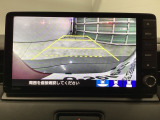 バックモニター付きで、車庫入れやバック時の後方確認をしっかりサポート。モニターに映し出される映像で死角も確認しやすく、狭い場所での駐車や後退時の操作をより安心して行えます。