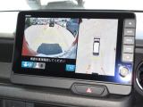 運転をしやすくする多彩な視界を手に入れるシステム。「見通しの悪い交差点での発進」「料金所などへの幅寄せ」「バック駐車」「縦列駐車」といった、多くの人が苦手意識を持ちやすいシーンで効果を発揮します。