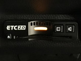【ETC車載器】もはや必須アイテムのETCを搭載!高速道路のご利用時にとても便利!わずらわしい料金所での現金支払いが不要となりスムーズに通過できます♪