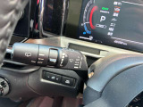 動くタイミングを調整できる間欠式ワイパーは、車速に連動して間欠時間が変化する機能も備えて運転をサポートしてくれます!