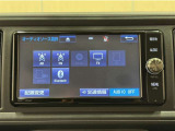 Bluetooth対応、CD/DVD再生機能付き。お好きな音楽を聴きながらのドライブは楽しいですよね〜♪