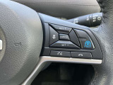 プロパイロットスイッチ。同一車線でのハンドルとアクセルのアシストが可能 長距離ドライブ時に同乗者との会話が弾みます。