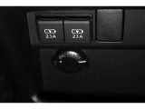 USB端子ソケット装備!アクセサリーDC12Vソケット装備!