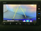 バックでの車庫入れも安心です! リアカメラが付いているバックモニター付のナビを装備しております。操作線もついており距離感も画面から確認できます。