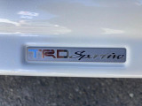 【TRDエアロ】人気のTRDエアロを装備!クルマの外観がよりスタイリッシュになり、街中で存在感あふれる1台に♪将来買い替える時にもリセールに影響しやすく、価値ある人気の装備です!