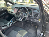 当店の展示車はすべてルームクリーニング済みです☆是非シートに座って室内もしっかりご確認ください!