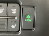 ★ECONスイッチ★ エコドライブを加速しよう!スイッチをONにすると、運転の仕方によるロスを抑え込み燃費をよくするようクルマが頑張ります(*^ー^*)燃費向上にチャレンジ♪