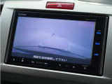 ◆バックカメラ◆リバースにするだけで映ります、後方の安全確認や、狭い駐車場での車庫入れ、雨の日や夜間など視界の悪い時に便利です!安全にバックする為には欠かせない装備です。