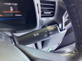 【オートライト(AUTO)】外の明るさをシステムが感知して、自動でヘッドライトが点灯します。ヘッドライトつけ忘れを防ぐ便利機能です