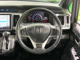 【ステアリングスイッチ】運転中、前方から目線をそらすことなく、オーディオ等の操作が可能な便利機能!安心&快適なドライブを演出してくれます♪