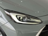 LEDヘッドライトです。デザイン性がよくとても明るいので、夜間の走行や悪天候でも安心です。しかも長寿命!