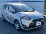 高透明度のガラス皮膜で撥水はもちろん、上質なツヤ・光沢を実現。紫外線や酸性雨から大切な愛車を保護し、色あせ・劣化を防止。「弾スプラッシュコート」、「弾プリミッサコート」からお選びいただけます。