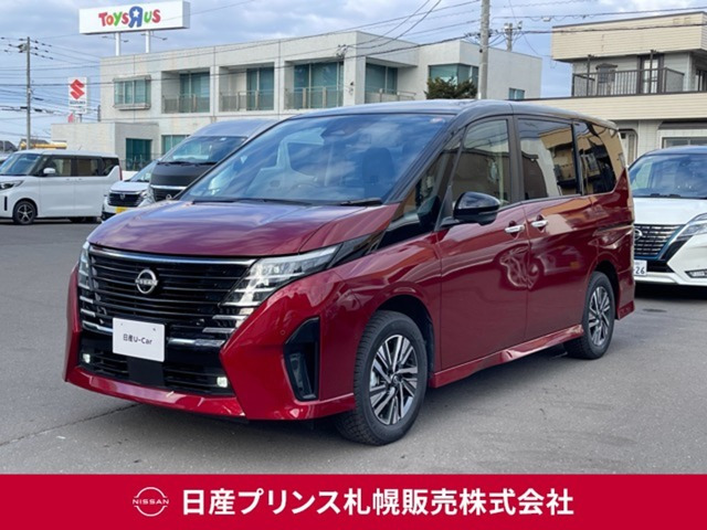 セレナ 1.4 e-4ORCE ハイウェイスターV 4WD 