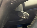 【レーダークルーズコントロール】高速道路での長距離走行が楽に!!自動で速度を保つクルーズコントロールが、衝突軽減システムと連携し、前方の車両を感知して車間を保つように速度調節してくれます!!