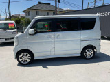 納車前には当社整備工場にて、日産整備士が、車検整備を実施。安心してお乗り頂けますようお渡しさせていただきます。