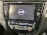 【メーカー純正ナビ】インテリアに溶け込むスタイリッシュな「専用設計」メーカーナビを装備♪視認性や操作性など基本性能にも優れ、より上質なカーライフをお楽しみいただけます。