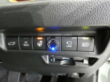 寒い時期ステアリングヒータースイッチ ONでハンドルを温めて手のひらから暖かくしてくれるので快適にドライブできます。