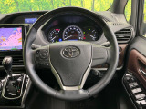 【ステアリングスイッチ】運転中、前方から目線をそらすことなく、オーディオ等の操作が可能な便利機能!安心&快適なドライブを演出してくれます♪