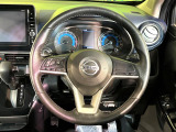 【純正革巻きステアリング】上質な革を使用することで、手にしっかり馴染みとても運転しやすいハンドルです♪