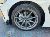 信頼と安心のアップルです。当店で買取をした車を厳選して並べさせて頂いております!下取りのご相談もお気軽に御相談ください!御不明な点・ご質問はお店までご連絡を下さい。無料電話 0078-6003-118510 です。