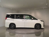 スーパーUVカット機能付(撥水機能付)UVカットフロントドアグリーンガラス&UVカット機能付プライバシーガラス(スライドドア・リヤクォーター・バックドア)
