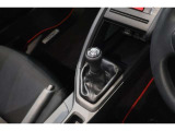 6速MTのお車です♪直感的な操作を楽しむことができます!