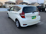 エンジンルームも綺麗に洗浄してから納車致します。普段あまり見ることが無い箇所だからこそ綺麗だと感動しますよね(*&acute;▽`*)