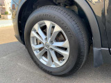 毎日全国の仕入れ先から厳選した車を仕入れております!プロの査定士の検査を受けた車を仕入れ、入庫後も社員が1台1台を走行チェックや状態確認・装備確認などを入念に行います。