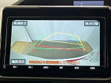 バックガイドモニターで、後方を確認しながら安心して駐車することができます。運転初心者も熟練者も必須の機能ですよ!