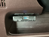 ハンドルの左下にETCがついています。高速道路の料金所の通過も楽々です。 カードの取り出しもしやすい場所についています。