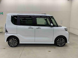 軽自動車、小型車を中心に常時300台展示車を御用意させて頂いております
