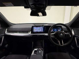 ☆センターパネルを運転席側に僅かに傾けたBMW独特のインパネ☆【駆け抜ける歓び】はここからもスタートしております☆