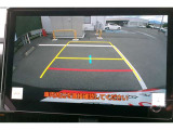 バックガイドモニターで、後方を確認しながら安心して駐車することができます。運転初心者も熟練者も必須の機能ですよ!