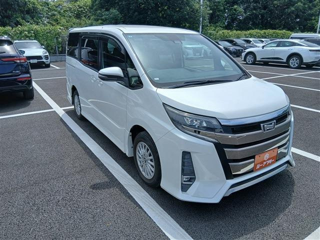 トヨタ ノア 