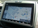 ホンダ純正のメモリーナビ搭載車です。地図データの情報量や検索スピードの速さが魅力的です。初めて行く場所や、知らない道でも安心・快適なドライブをお楽しみいただけます。