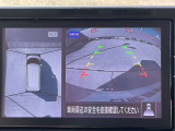 < アラウンドビューモニター >前後左右にカメラがついているので、狭い道での確認や車庫入れが苦手な方もラクラクです!