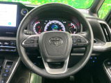 【純正革巻きステアリング】上質な革を使用することで、手にしっかり馴染みとても運転しやすいハンドルです♪
