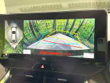 【パノラミックビューモニター】専用のカメラにより、上から見下ろしたような視点で360度クルマの周囲を確認することができます☆縦列駐車や幅寄せ時に活躍してくれます♪