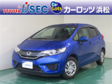 シャープなデザインのフィット! 燃費が良く運転もしやすいコンパクトです☆