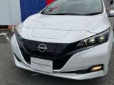 LEDヘッドライト装備。暗い道や、天候の悪い日でも視界良く運転できます。