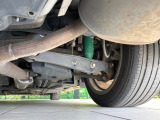 お車を安心してお乗りいただく為には、足回りの定期点検が欠かせません。サービスサポート(有償保証)では無料点検もご提供しており、安心のカーライフをお過ごしいただけるサポート体制が整っています。