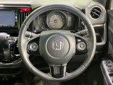 【純正革巻きステアリング】上質な革を使用することで、手にしっかり馴染みとても運転しやすいハンドルです♪