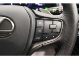 【レーンアシスト】車線逸脱を警告するレーンキーピングアシスト機能付き。【車間距離切り替えスイッチ】クルーズコントロール作動時の車間距離を変更できます。スイッチを押すごとに長い&rarr;中間&rarr;短いと変動します。