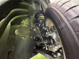 お車を安心してお乗りいただく為には、足回りの定期点検が欠かせません。サービスサポート(有償保証)では無料点検もご提供しており、安心のカーライフをお過ごしいただけるサポート体制が整っています。