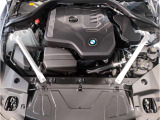 【ご納車前点検】BMW認定中古車は100項目の箇所を徹底的にチェック致します。機械的な箇所や電気系、コンピューターなどをご納車前に点検し、交換基準に達した部品は全て新品に修理返品した後にご納車致します。