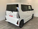 お客様にぴったりなおクルマをお選びいただけますように様々な展示車をご用意致しております!ダイハツの軽自動車だけではなく、他メーカー車やコンパクトカー・ミニバンなども数多く取り揃えております!