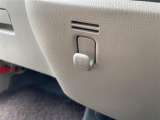 店舗にて現車の確認もいただけますので、お電話で在庫のご確認の上是非ご来店くださいませ。